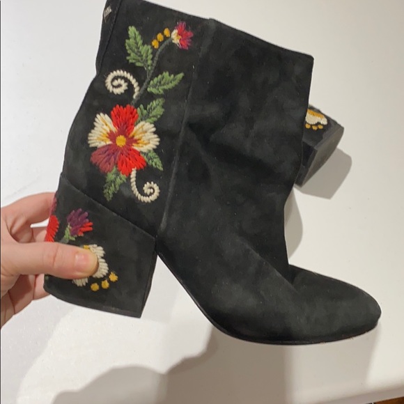 Sam Edelman embroidered suede ankle boots - Picture 4 of 4